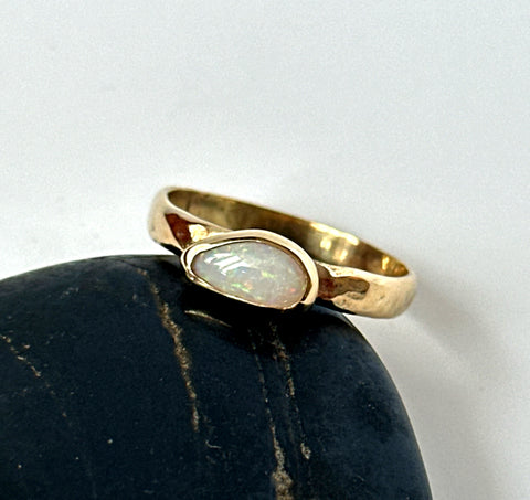 9 Carat Gold Solid Coober Pedy Opal Ring