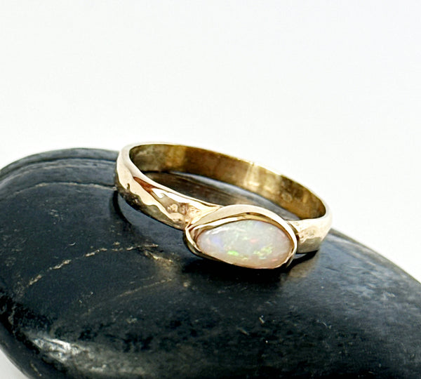 9 Carat Gold Solid Coober Pedy Opal Ring