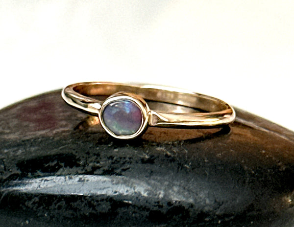 9 Carat Gold Solid Lightning Ridge Opal Ring