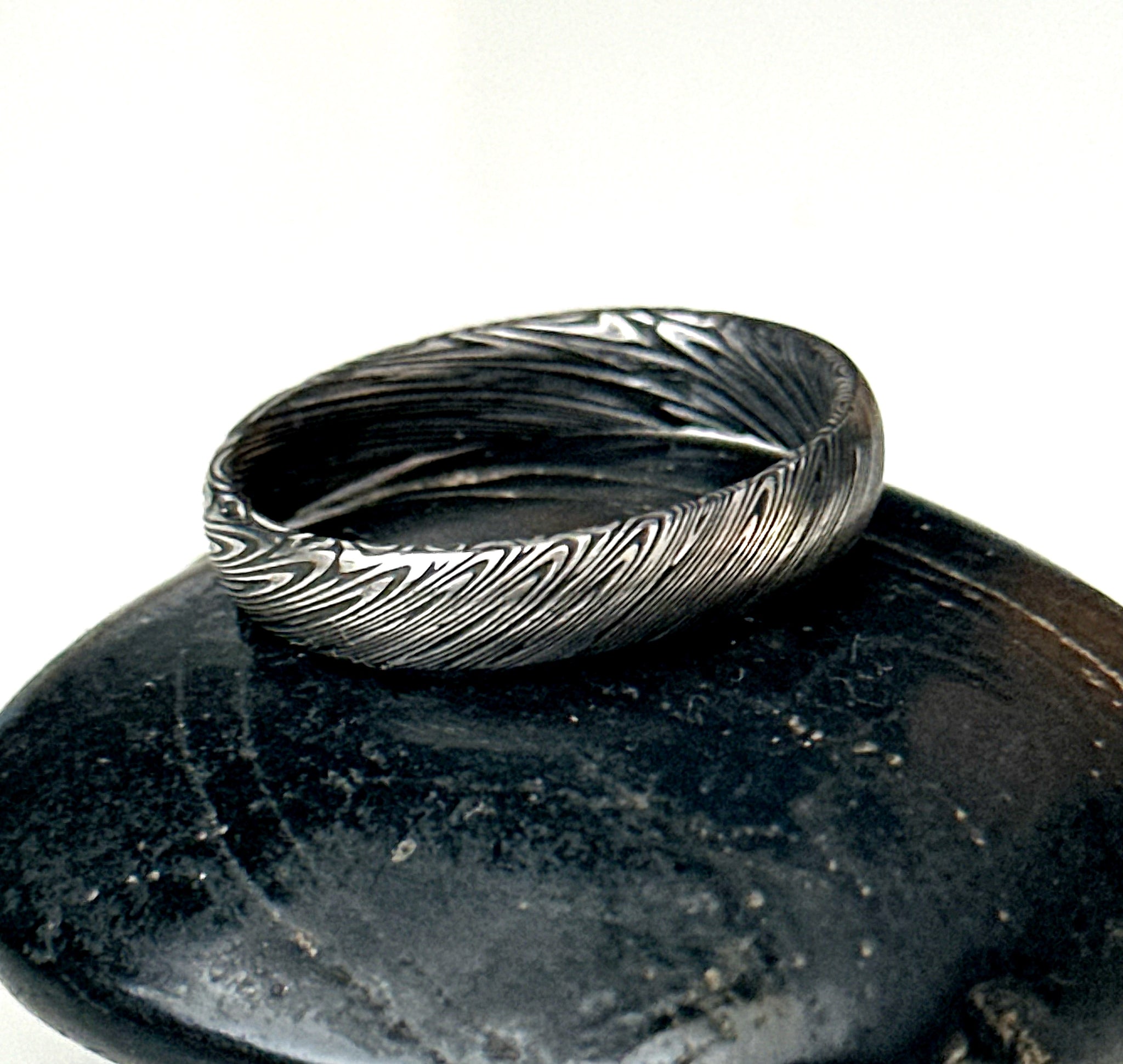 Unisex Damascus Steel Ring Band
