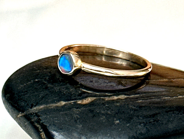 9 Carat Gold Solid Lightning Ridge Opal Ring