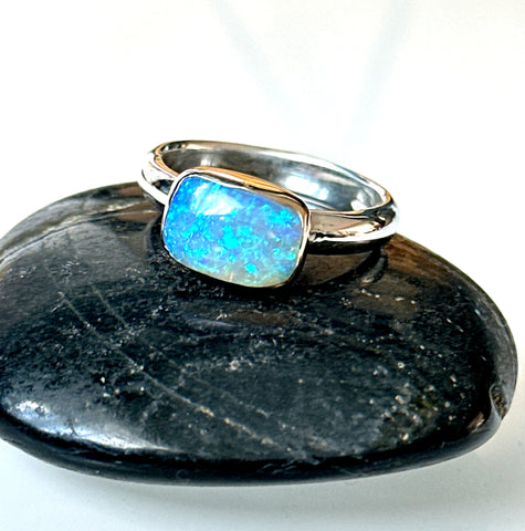 Solid Mintabie Opal 9 carat Gold & Silver Ring