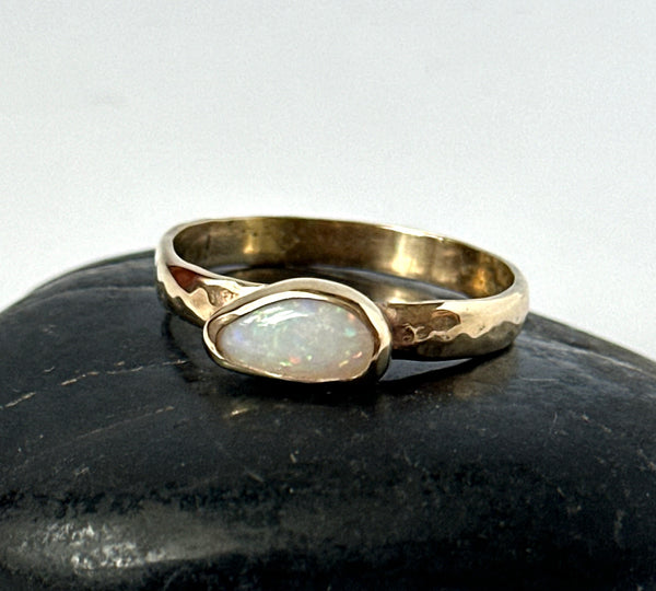 9 Carat Gold Solid Coober Pedy Opal Ring