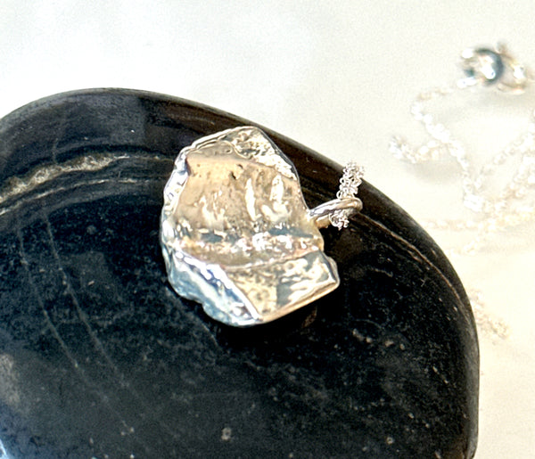 Coober Pedy Shell Opal Silver Pendant Necklace