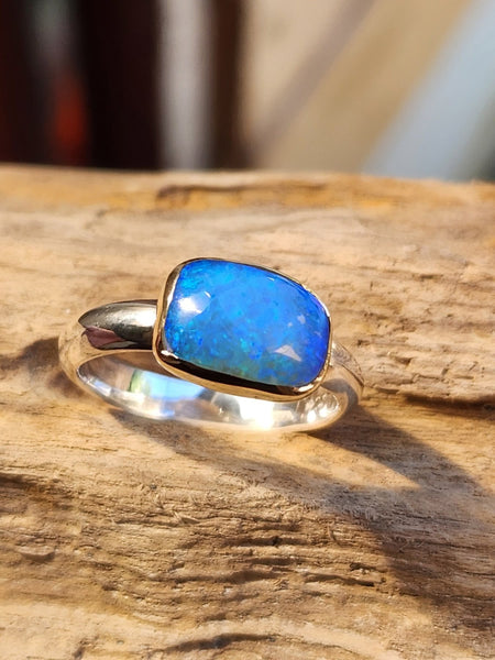 Solid Mintabie Opal 9 carat Gold & Silver Ring