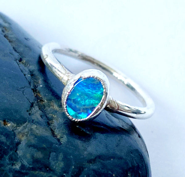 Lightning Ridge Opal Silver Formed Ring