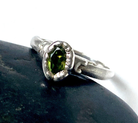 Peridot Silver Formed Ring - Glitter and Gem Jewellery