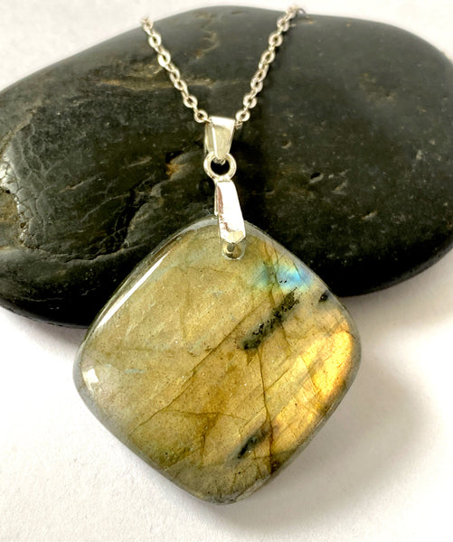 Labradorite Sterling Silver Pendant Necklace - Glitter and Gem Jewellery