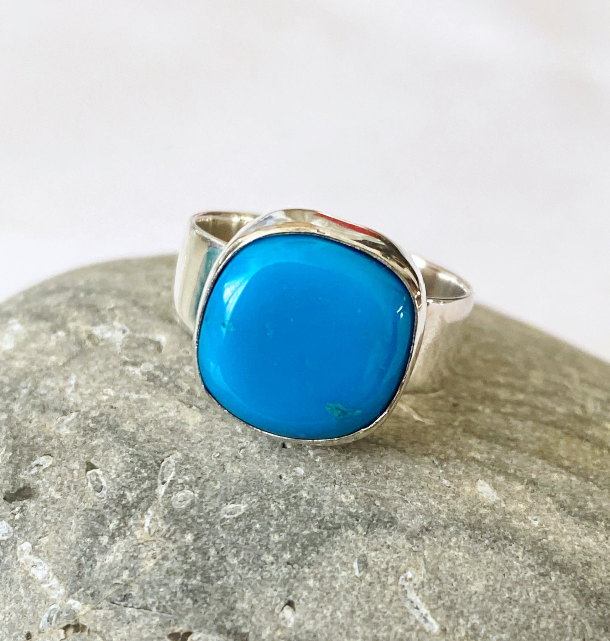 Mexican Turquoise Sterling Silver Ring - Glitter and Gem Jewellery