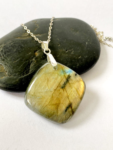 Labradorite Sterling Silver Pendant Necklace - Glitter and Gem Jewellery